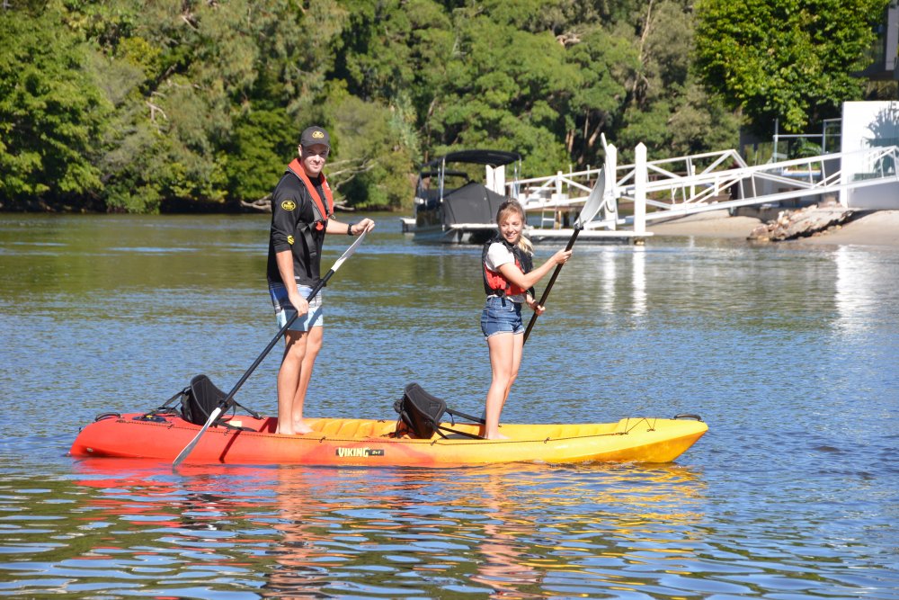 Viking Kayaks - NZ - Lowrance Reveal 5 Splitshot with AUS/NZ Maps